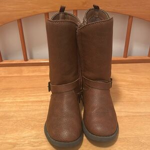 Oshkosh toddler boots size 8